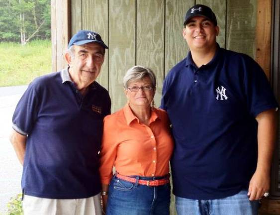 Bonni Masi Oswald to be honored at Winslow gala Christian Lopez, who caught New York Yankee Derek Jeterís 3,000 hit last year, will be the guest speaker at Winslow Therapeutic Riding Center ës 38th annual Denim and Diamonds Gala on Nov. 2 at the Falkirk Estate in Central Valley. He is pictured here with Winslow Board president Leo Kaytes, left; and Bonni Masi Oswald, center, who will be honored at the gala for her contributions to Winslow.