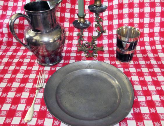 Welcome, once again Photo courtesy of Warwick Historical Society Pictured here are a few items from the Warwick Historical Society's collection of artifacts from the earliest times of hospitality in the Warwick Valley.