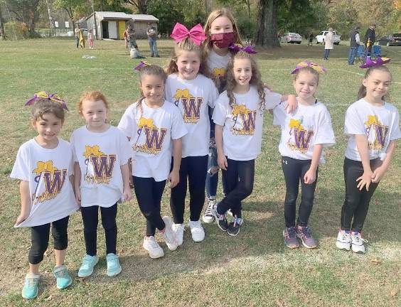 Warwick. Cheers for a successful season of youth football and cheerleading A few Warwick Youth cheerleaders having fun during their 2020 season: Alexa Cummings, Hailey Becker, Amber Cummings, Shea Marshall, Grayce Miceli, Lea Harvey and Vivien Prestigiacomo all with Coach Riley Tully. Photos provided by Brian Perez.