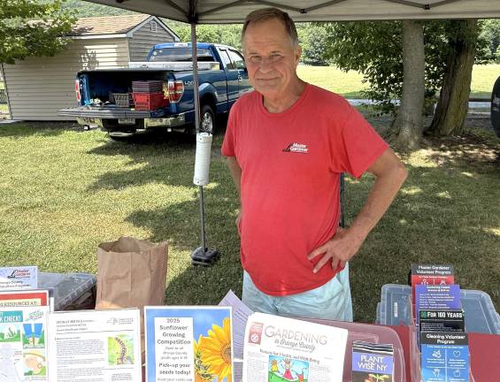 Popcorn on the cob makes debuts Master Gardener Jim Hall at The Lakeside Farmers Market.
