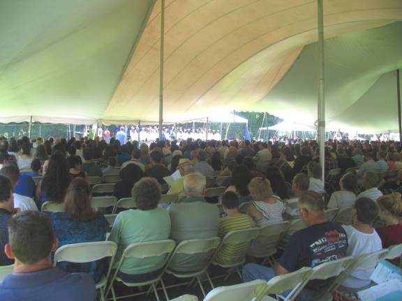 Hats off to the S.S. Seward Institute’s Class of 2013 The huge tent on the great lawn of S.S. Seward Institute in the Village of Florida may have been intended to protect hundreds of guests from hot sun or rain but on Saturday morning, June 22, they also enjoyed picture perfect weather with mild temperatures and a gentle breeze.