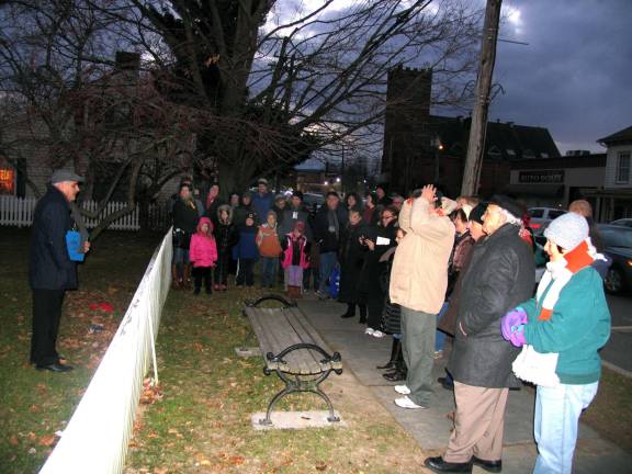 Warwick residents celebrate Hanukkah at 20th anniversary of Warwick Menorah lighting On Friday evening, Nov. 29, a large crowd of local residents including Supervisor Michael Sweeton and Mayor Michael Newhard were present just outside Lewis Park as Schwartzberg, owner of Forever Jewelers, began officiating once more at the 20th anniversary of WarwickþÄôs Menorah lighting.