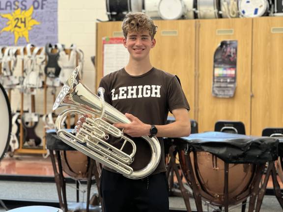 Artist of the Week: Collin Freet Artist of the Week: Collin Freet