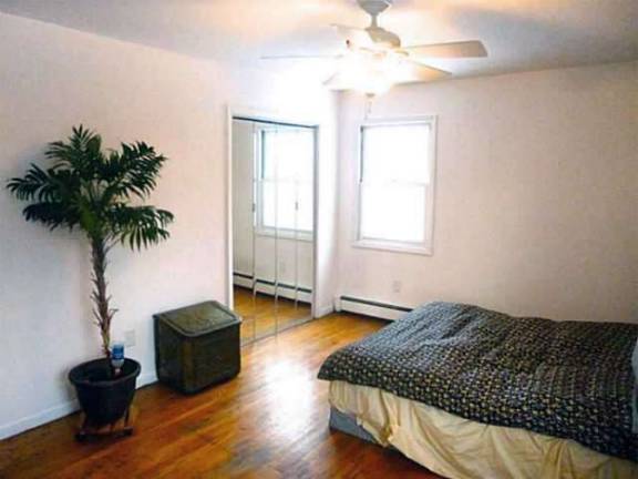 This High Meadow Drive property in Warwick is priced to sell This High Meadow Drive property in Warwick is priced to sell