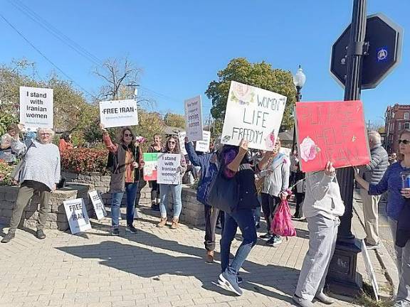 Warwick voices for Iran’s silenced women