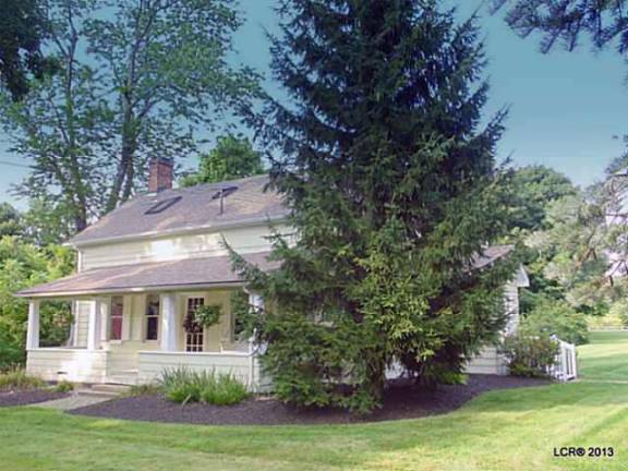 This old farmhouse This old farmhouse