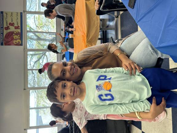 Golden Hill students enjoy breakfast with friends Golden Hill students enjoy breakfast with friends