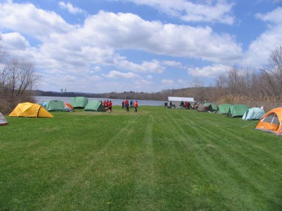 Warwick Municipal Airport plays host to Boy Scout Troop 45 camp out Although they endured some heavy rain overnight, the sky cleared the next morning and the scouts from Troop 45 were able to cook breakfast and lunch, take hanger tours and learn about aviation in general.