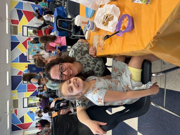 Golden Hill students enjoy breakfast with friends Golden Hill students enjoy breakfast with friends