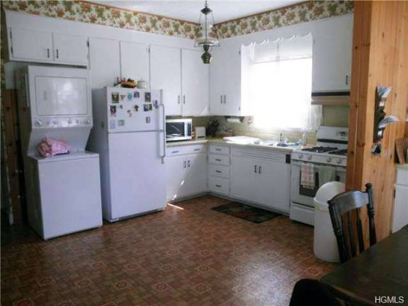 A one of a kind home awaits you on Maple Avenue A one of a kind home awaits you on Maple Avenue