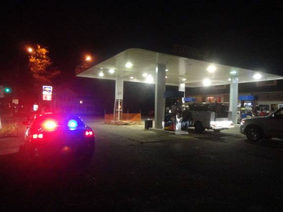 Fuel station outages cause panic The Warwick Police Department directing traffic at the Sunoco station on Main Street.
