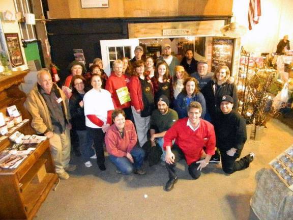 Pine Island Farmers Market re-opens Dec. 28 Photo provided by Jeanne Fox The Pine Island Farmers Market opens for its fourth season on Saturday, Dec. 28. Pictured here are some of the vendors who wil be on hand every other Saturday, now through March 22.