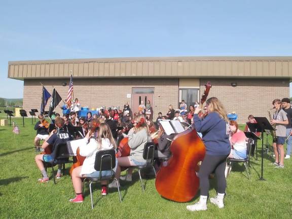 WVMS students played music for visiting veterans at their “Valentines for Vets Breakfast.”