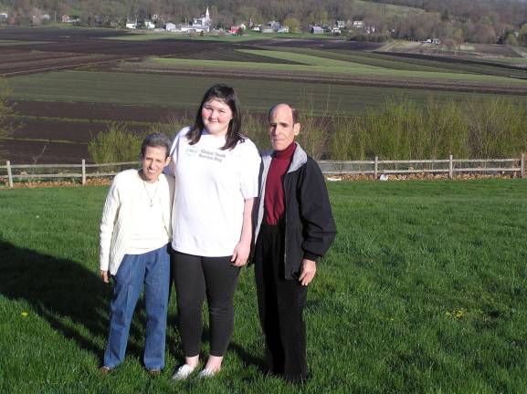 Warwick High School student awarded Sodexo Youth Foundation Grant Warwick High School Junior Victoria Garloch, 16, recently received a grant from the Sodexo Youth Foundation for a community dinner she organized on April 26, Global Youth Services Day. The grant was matched by Glenn P. and Susan D. Dickes of Warwick who are pictured with Victoria Garloch.