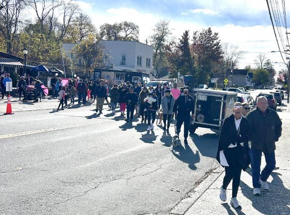 Folks came out in support of breast cancer awareness on Nov. 12.