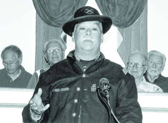 Civil War plaque dedication at Warwick Town Hall Ken Columba of the 15th New York Volunteer Cavalry Co. L, an Orange County Civil War Cavalry Reenactment Unit, stated that his organization tries to honor all those who served, including the Confederate soldiers.
