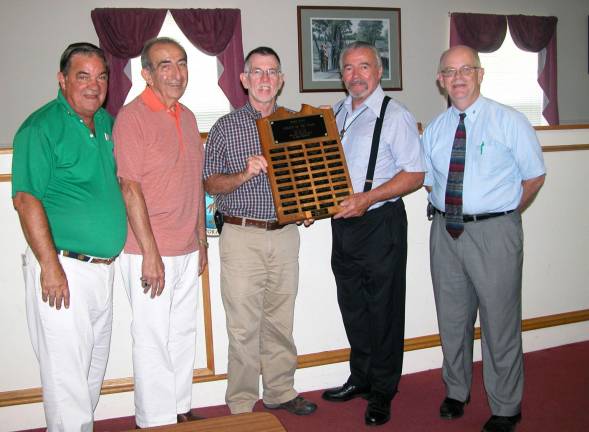 Rotarians seek nominations for Warwick Citizen of the Year Photo by Barbara Devine Whose name will be added to the Warwick Citizen of the Year Plaque displayed in the Warwick Town Hall? Warwick Rotarians are asking for public input on possible candidates. Committee members include, left to right, event co-chairs Stan Martin and Leo Kaytes; Town Supervisor Michael Sweeton, master of ceremonies; Warwick Rotary President John Buckley and committee member Doug Stage.