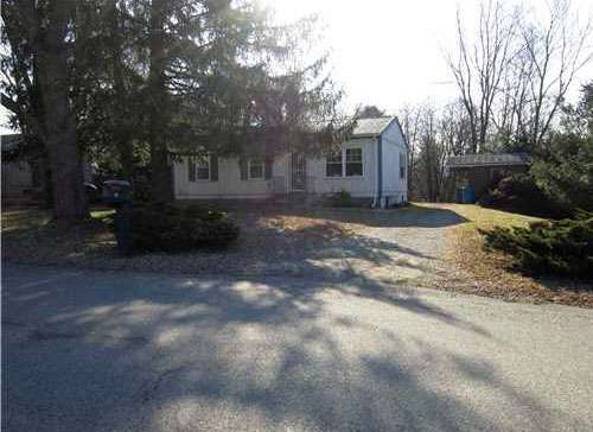 Three-bedroom ranch now available in family-friendly Warwick neighborhood Three-bedroom ranch now available in family-friendly Warwick neighborhood