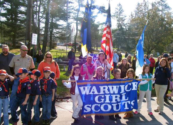 11-11-11 in 10990 The fact that this yearís ceremony fell on a Sunday blessed with beautiful weather may have contributed to the large turn out, but by most accounts it was again thanks to the work of members of the Boy and Girl Scouts along with their junior components, scout leaders and parents.