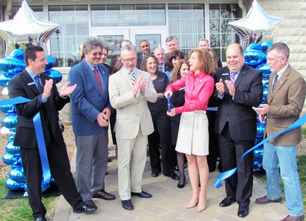 Chase opens new Warwick branch Chase opens new Warwick branch