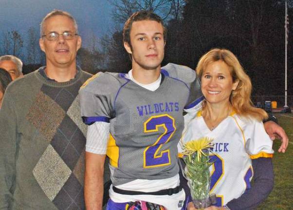 Quarterback Brendan Bauer selected Student-Athlete of the Week Brendan Bauer was selected as this week's Warwick Valley High School Student-Athlete of the Week. He is pictured here with his parents, Matt and Patricia Bauer.