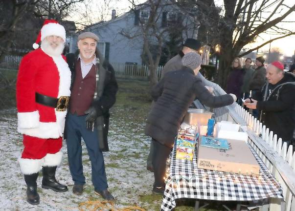 Moshe Schwartzberg welcomed Santa to the ceremony.