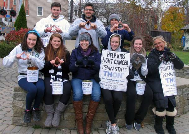 Students conduct coin drop for Children’s Hospital Some of the Penn State University students, members of THON, who conducted a coin drop in Warwick for pediatric cancer research, make the diamond sign of the Fout Diamonds Fund. Photo by Roger Gavan Some of the Penn State University students, members of THON, who conducted a coin drop in Warwick for pediatric cancer research, are, beginning in the left in front (followed by their home state) are: Maureen Gallagher (Pennsylvania),Lori Hissick (Pennsylvania), Kelsey Stearns (Pennsylvania), Beck Hoy (Pennsylvania), Mary Kate (Massachusetts) and Michelle Augustinsky (Pennsylvania); and in back: Evan Gebhardt (New Jersey), Karim Kabbara (New Jersey) and Mark Joanow (New York).