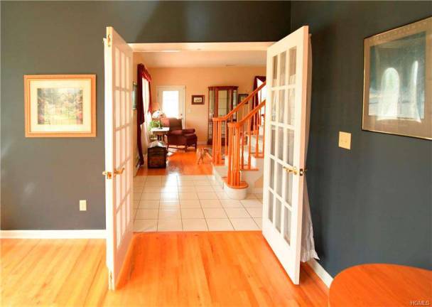 Fall in love with 59 Ridgefield Road Fall in love with 59 Ridgefield Road