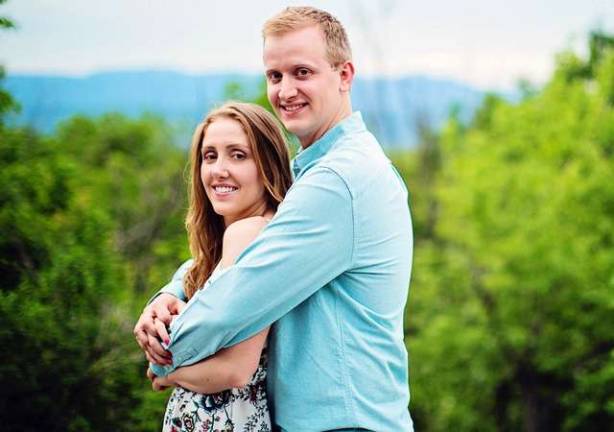 Monica Hubbard and Kyle Ahearn to wed Monica Hubbard and Kyle Ahearn to wed