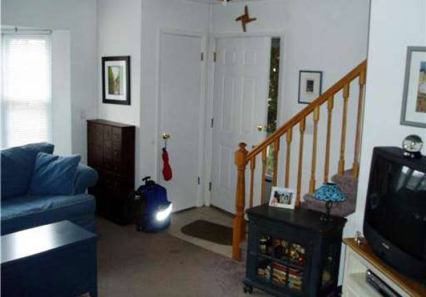 This updated Homestead Village condo is priced to sell This updated Homestead Village condo is priced to sell