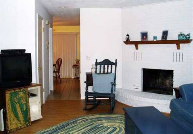 This updated Homestead Village condo is priced to sell This updated Homestead Village condo is priced to sell