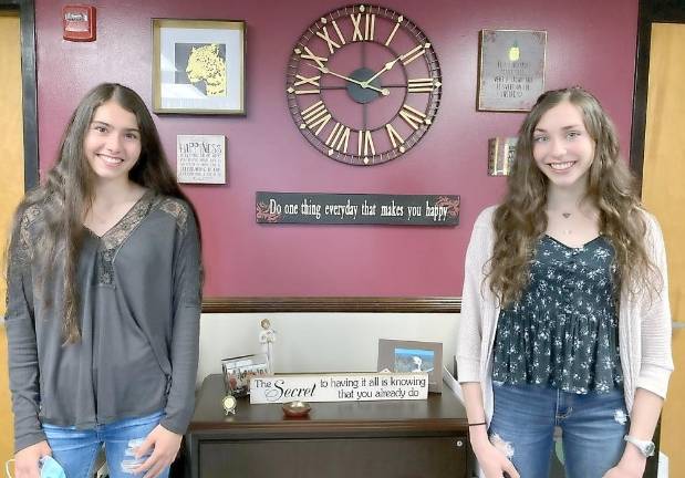 Pictured from left to right are the 2021 Warwick Valley High School Salutatorian Simone Sullivan and Valedictorian Julia Mosier. Photo provided by the Warwick Valley High School.