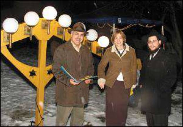 Residents celebrate at 12th anniversary of menorah lighting Residents celebrate at 12th anniversary of menorah lighting