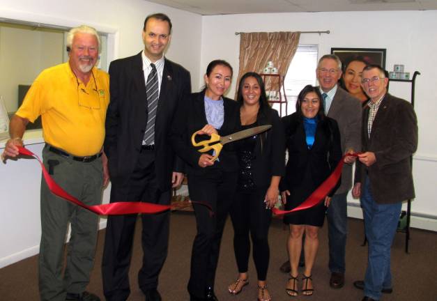 Alora Laser Spa celebrates grand opening Photo by Roger Gavan On Oct. 7, Town of Warwick Supervisor Michael Sweeton and members of the Florida and Warwick Valley chambers joined owner Patricia Rivas and her staff for the grand opening of Alora Laser spa. From left, Florida Chamber of Commerce President Jan Jansen, Warwick Valley Chamber President Paul Rafanello, owner Patricia Rivas, receptionist Francesca Manno, nail technician Daysi Rivera, Warwick Valley Chamber Executive Director Michael Johndrow and Town of Warwick Supervisor Michael Sweeton.