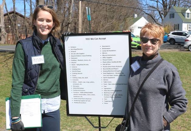 Second annual Too Good to Toss event a huge success From left, Too Good to Toss co-chairs Payton Swenson and Elizabeth Knight.
