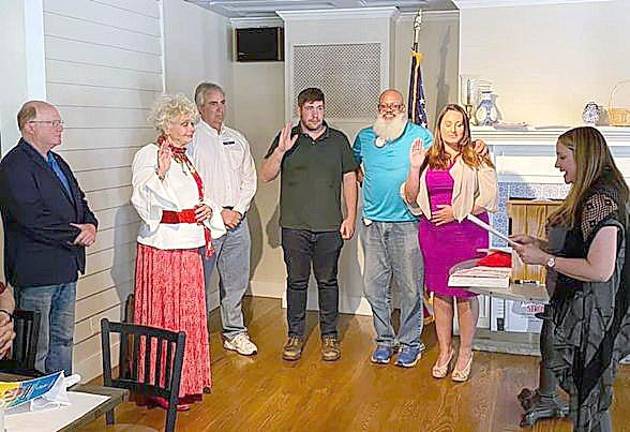 Laurene Iammatteo, club and membership chair of the Warwick Valley Rotary Club, recently installed three new members – Marie Pennings, Connor Smith and Carmela Borrazas – into the service organization’s growing number of community volunteers. Shown, from left to right, are: Edwin Wiley, who sponsored Marie Pennings; Pennings; Leo R. Kaytes, club president and sponsor of Connor Smith; Smith; Wayne Patterson, sponsor of Carmela Borrazas; Borrazas; and Dr. Iammatteo. Warwick Rotarians are local residents who believe in giving back to their community. They donate to almost three-dozen community organizations and projects plus provide scholarships to deserving youth. They meet every Wednesday noon at the Landmark Inn. Prospective members are invited to attend. Provided photo.