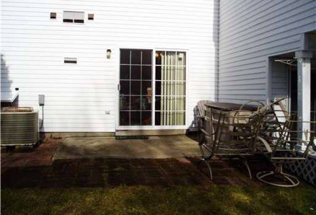 This updated Homestead Village condo is priced to sell This updated Homestead Village condo is priced to sell