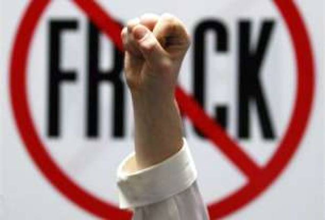 Sustainable Warwick scheduled to present petition and letters to town board on Photo illustration