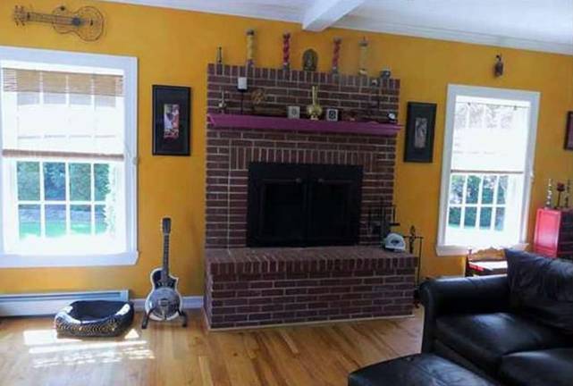 This home on Jessup Road in Warwick yearns to be shown off This home on Jessup Road in Warwick yearns to be shown off