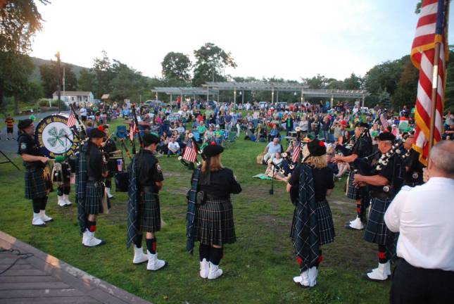 Greenwood Lake celebrates Irish Night at the Beach Photos by Ed Bailey The Orange County AOH Division I Pipes and Drums performed at the Greenwood Lake Gaelic Society's Irish Night at the Beach.