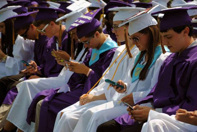 Warwick Valley Class of 2014 During his remarks, Warwick Valley High School Principal Richard Linkens asked the graduates to text a thank you message to their parents or someone who helped them through school. And they did.