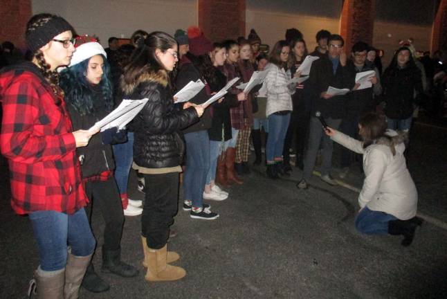 Greenwood Lake welcomes the holidays Greenwood Lake welcomes the holidays