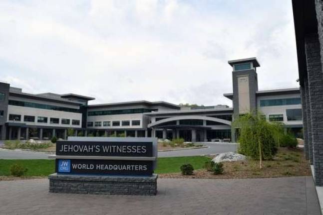 Most Viewed 2017 Jehovah's Witnesses invited the local community to visit their new world headquarters in Sterling Forest.