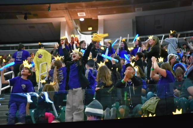 Warwick Middle School wins Odyssey of Mind world championships Warwick students celebrate at the closing ceremony at Michigan State University May 24.