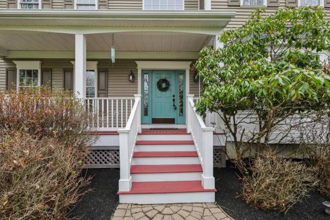Resort- Like Home Possesses Everything Imaginable Resort- Like Home Possesses Everything Imaginable