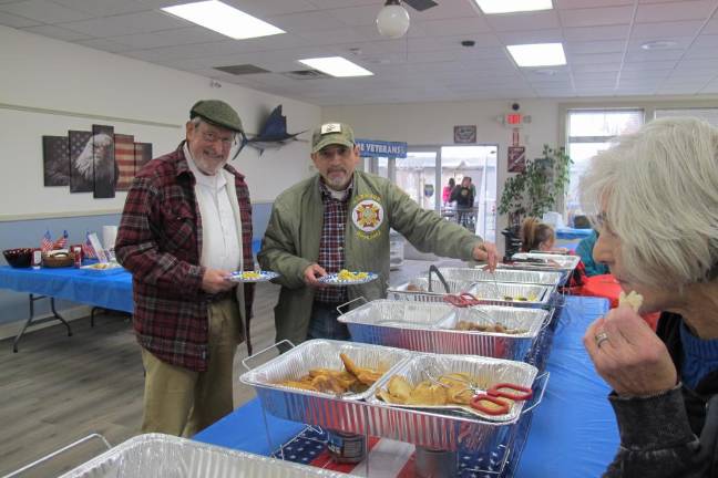 L-R: Chris Olert and Warwick Valley VFW Post 4662 Commander Jose Morales.