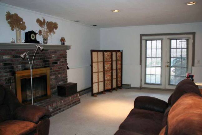 Find your new home near the end of a cul-de-sac in Warwick Find your new home near the end of a cul-de-sac in Warwick