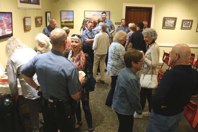 Warwick Police hold 'Coffee with a Cop' at Albert Wisner Public Library Photos by Roger Gavan Warwick Police Department, in a departure from previous coffee events, which were held at local eateries, held its eighth “Coffee with a Cop” on Monday, June 4, at the Albert Wisner Public Library. And as predicted, this well attended event was a good opportunity for moviegoers to join other residents to discuss issues of concern face-to-face with local law enforcement.