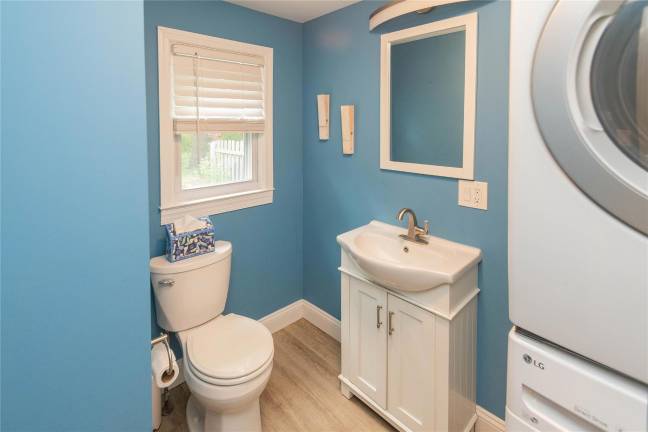 Cozy Cape Cod Cozy Cape Cod