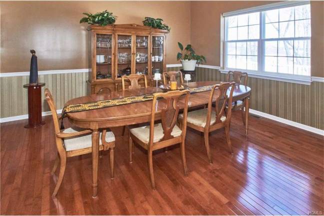 Meticulously maintained and well-appointed Meticulously maintained and well-appointed